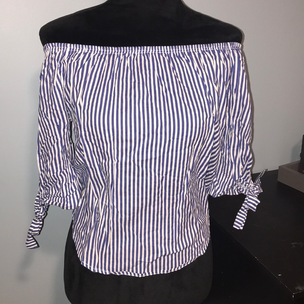 Striped off shoulder shirt